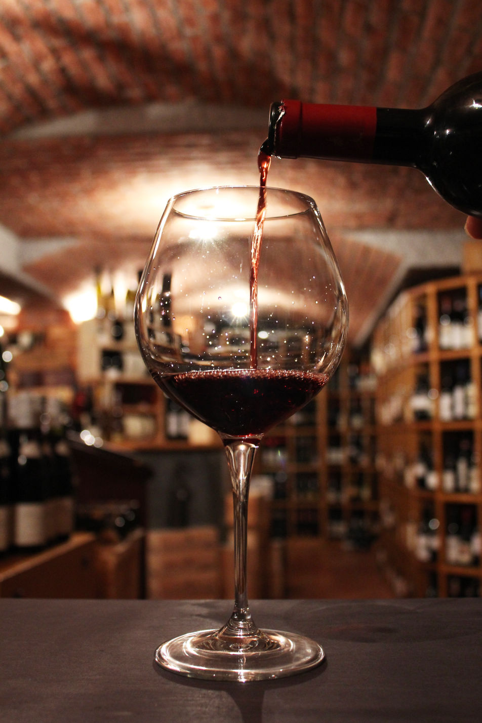 Enopteca pirovano vini rari a prezzi speciali